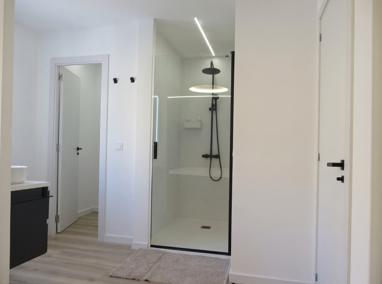 Furnished 2-Bedroom Apartment in Na Rovella photo 6 of 7
