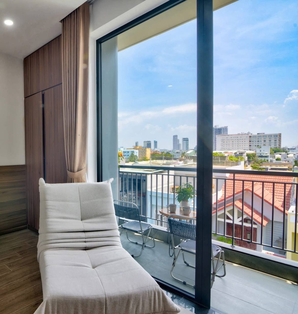 1-Bedroom Apartment in Son Tra photo 6 of 8