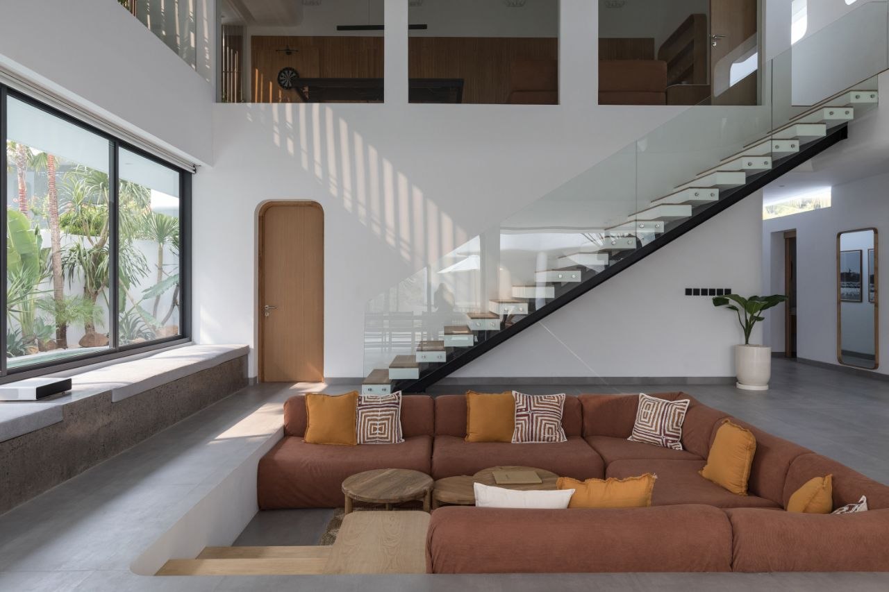 Five-Bedroom Villa in Canggu photo 1 of 8