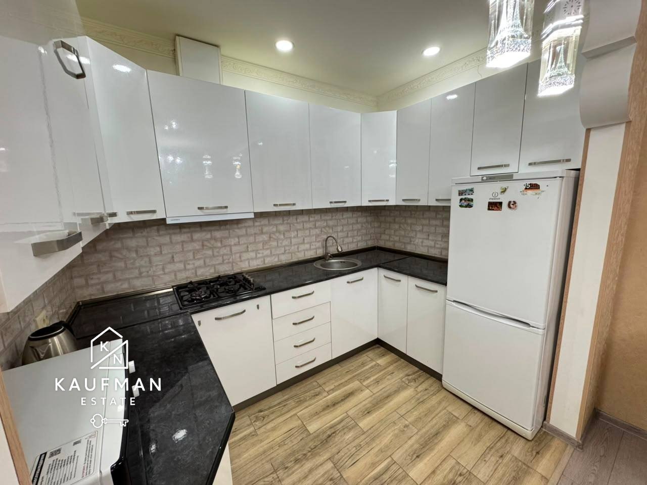 Квартира 2+1 в аренду на улице Шавшети photo 1 of 6