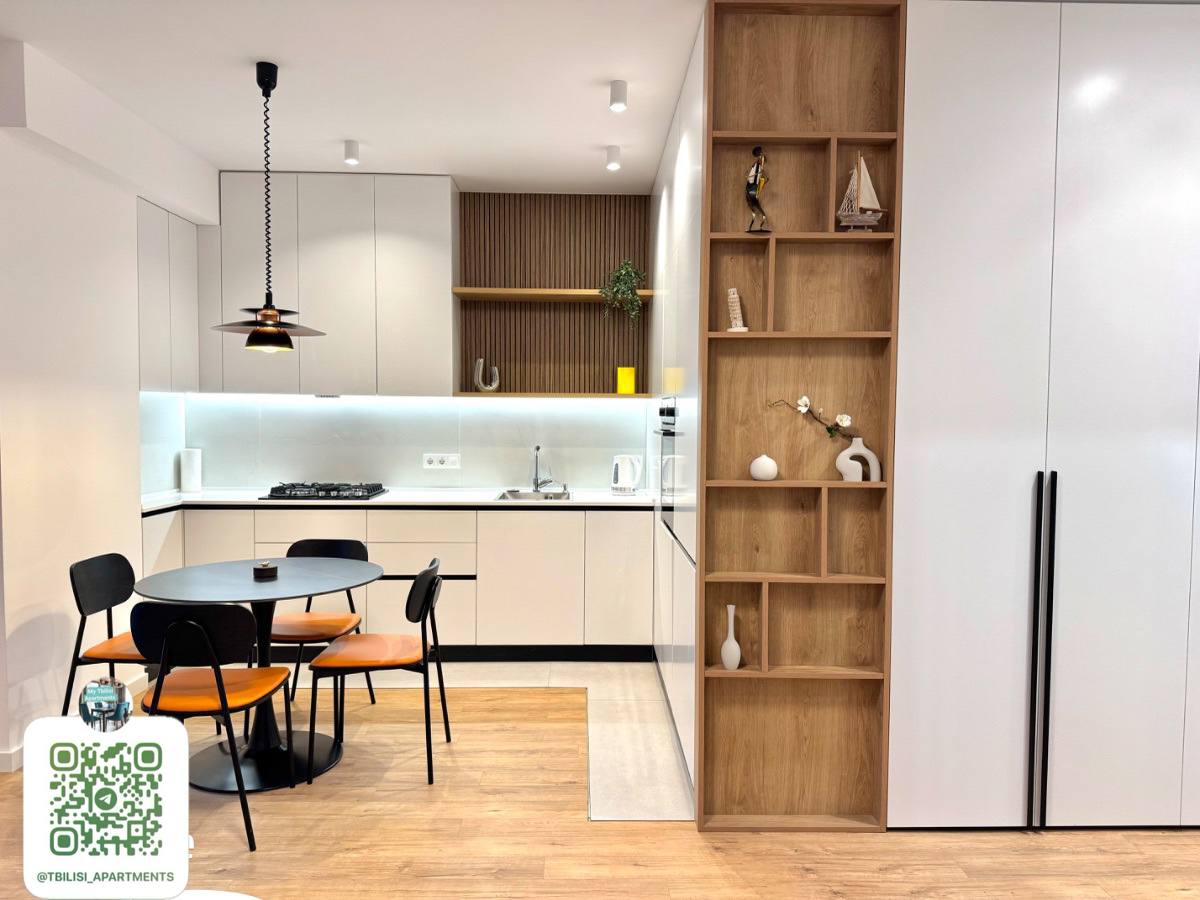 Two-Bedroom Apartment in Lisi photo 2 of 8