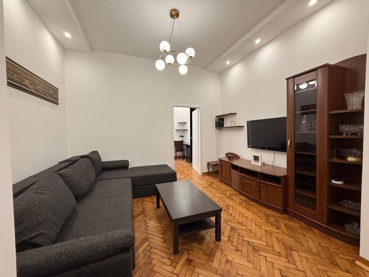 87 m² Apartment in Vračar photo 1 of 8