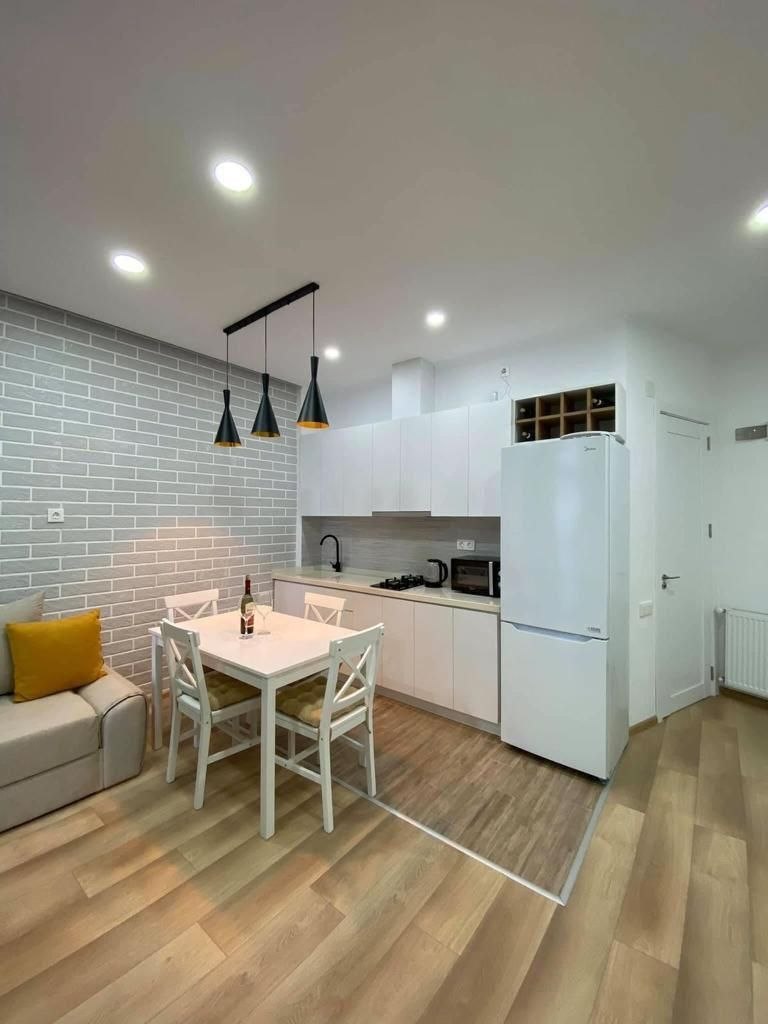 1-Bedroom Apartment in New Wave photo 4 of 8