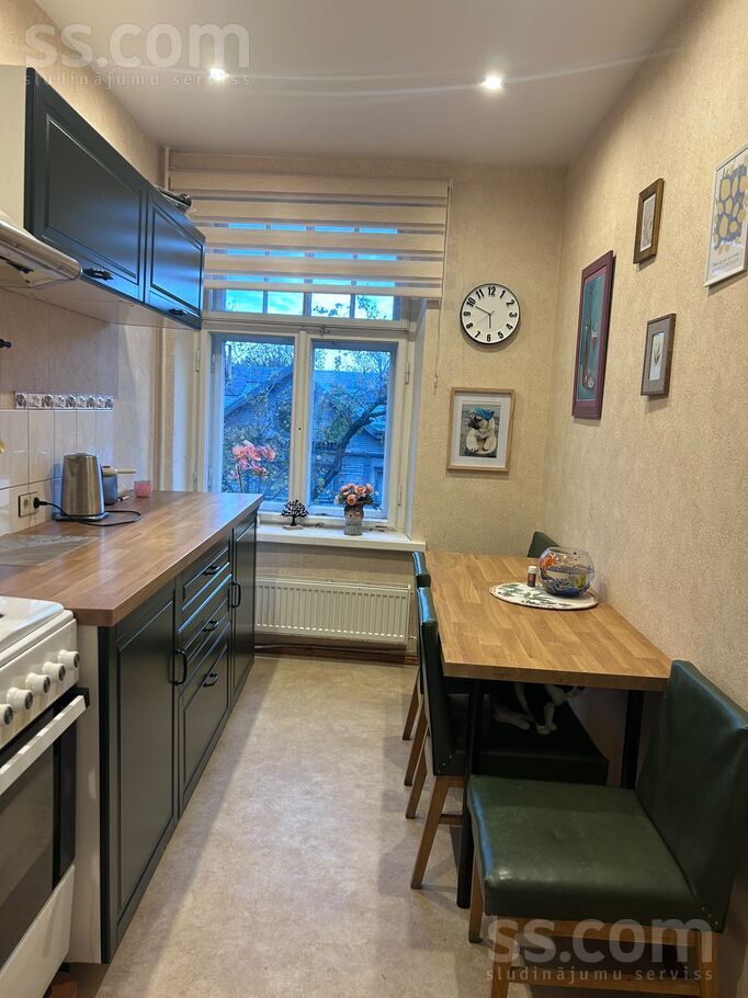Двухкомнатная квартира на улице Стабу photo 2 of 5