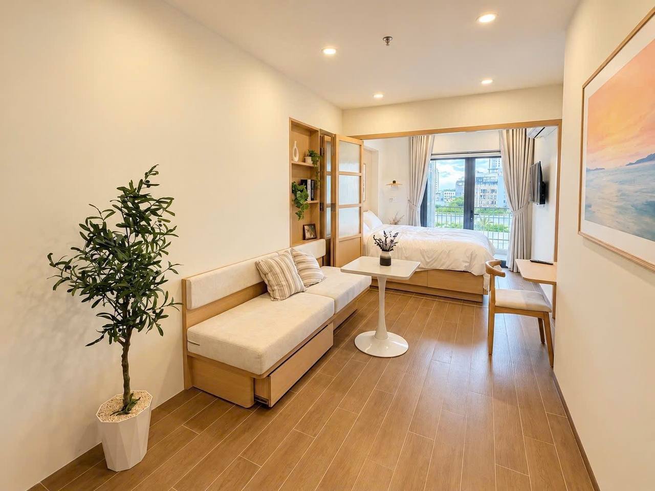Brand-New 1-Bedroom Apartment in My An photo 2 of 8