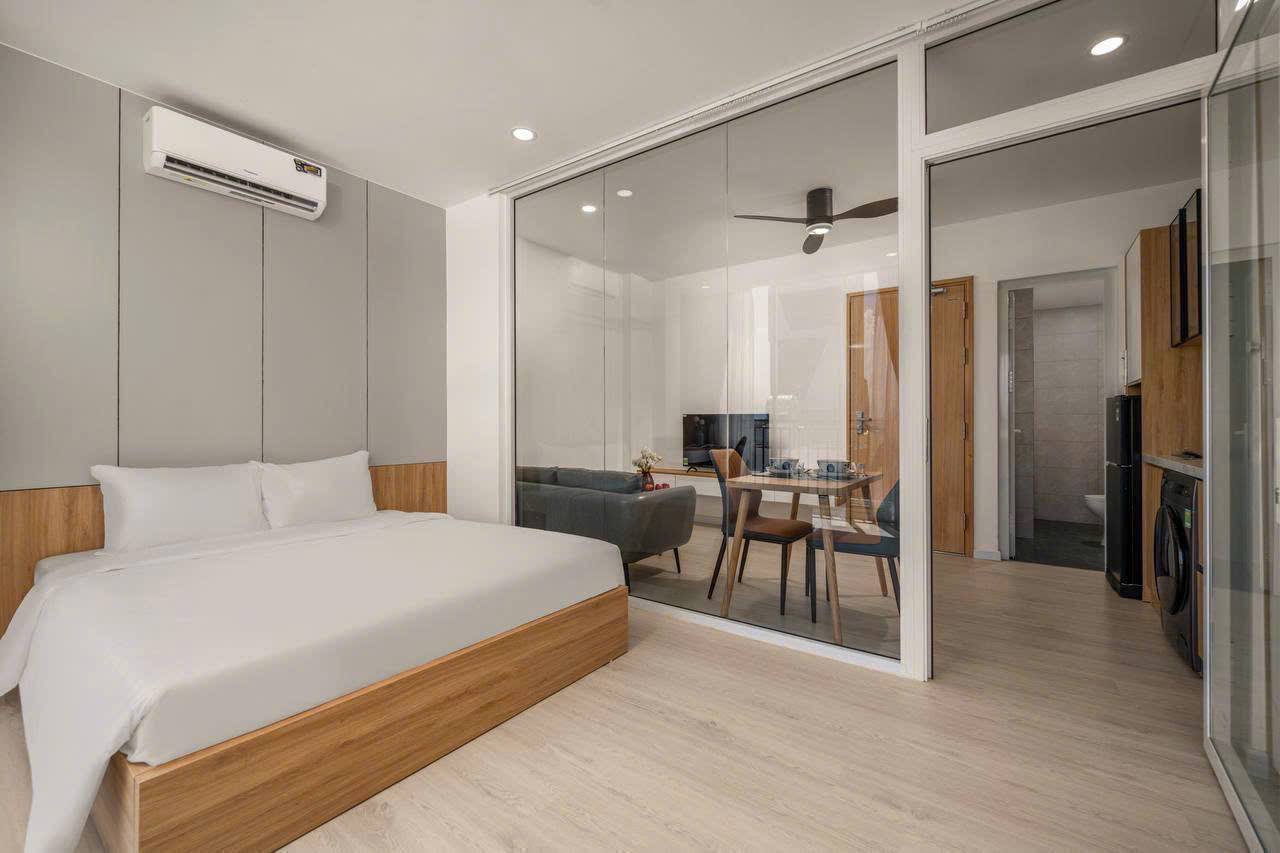 1-Bedroom Apartment Near the Sea photo 4 of 8