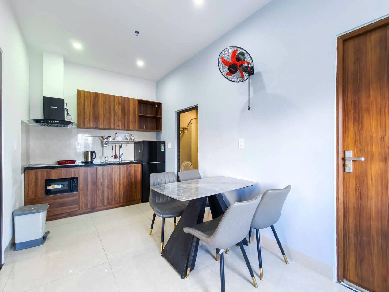 2-Bedroom Apartment in Khue My photo 5 of 8