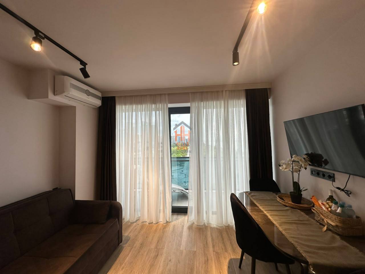 Two-Bedroom Apartment on Khimshiashvili Street photo 1 of 6