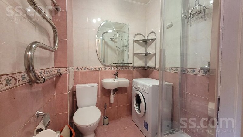 One-Room Apartment in Ķengarags photo 7 of 8