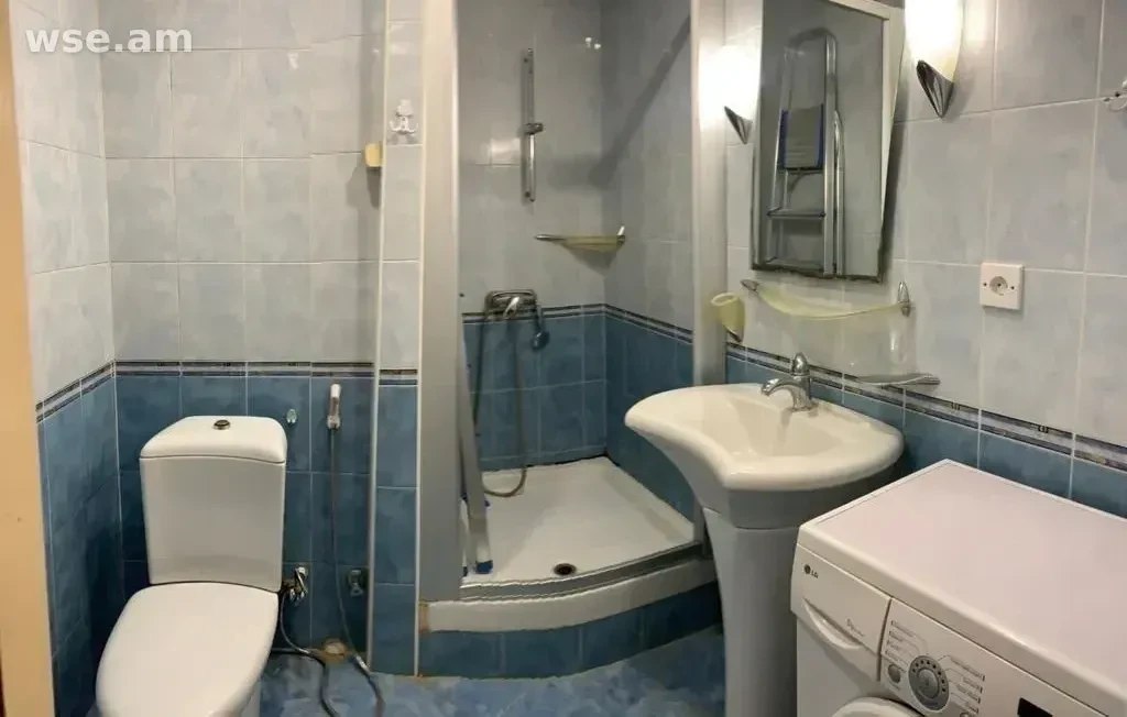 3-Room Apartment for Rent in Kentron photo 7 of 8