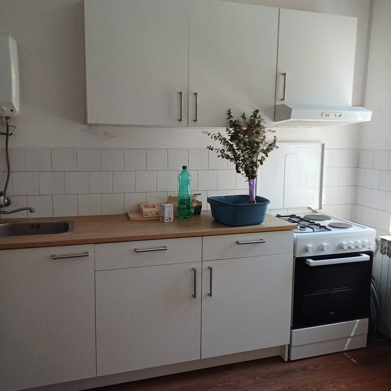 100 m² Two-Bedroom Apartment photo 2 of 4