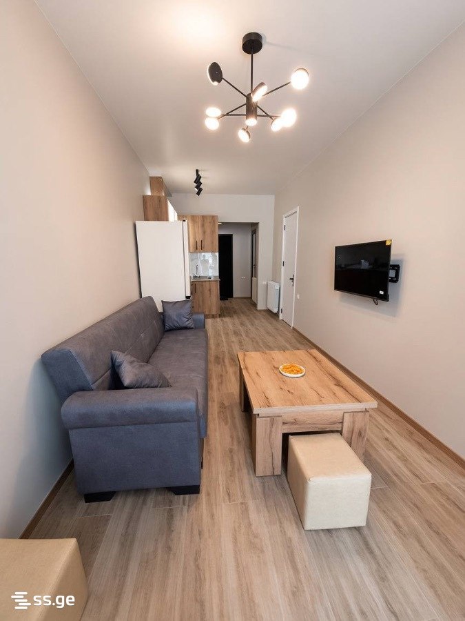 Two-Bedroom Apartment Near Heroes' Alley photo 2 of 8
