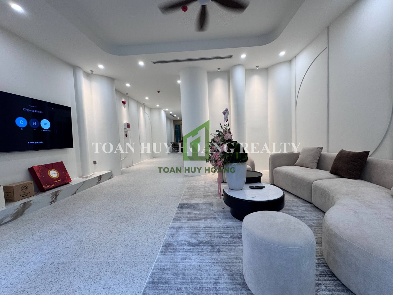 5-Bedroom Luxury House at Regal Pavillon photo 2 of 8