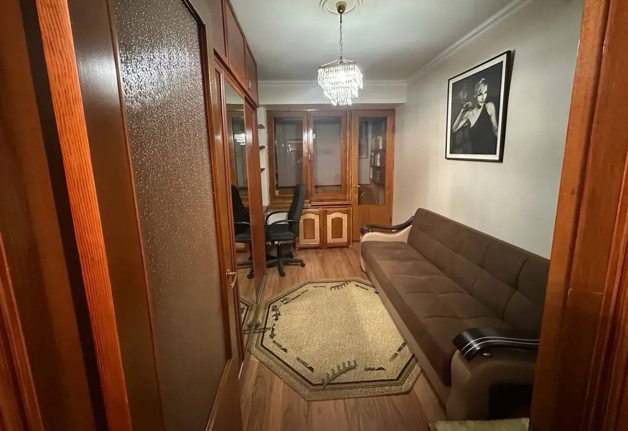 Меблированная 4-комнатная квартира в Арабкире photo 7 of 8