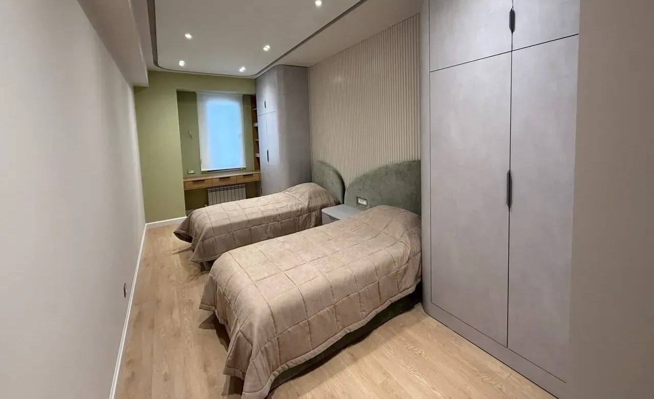 Furnished 3-Room Apartment in Arabkir photo 8 of 8