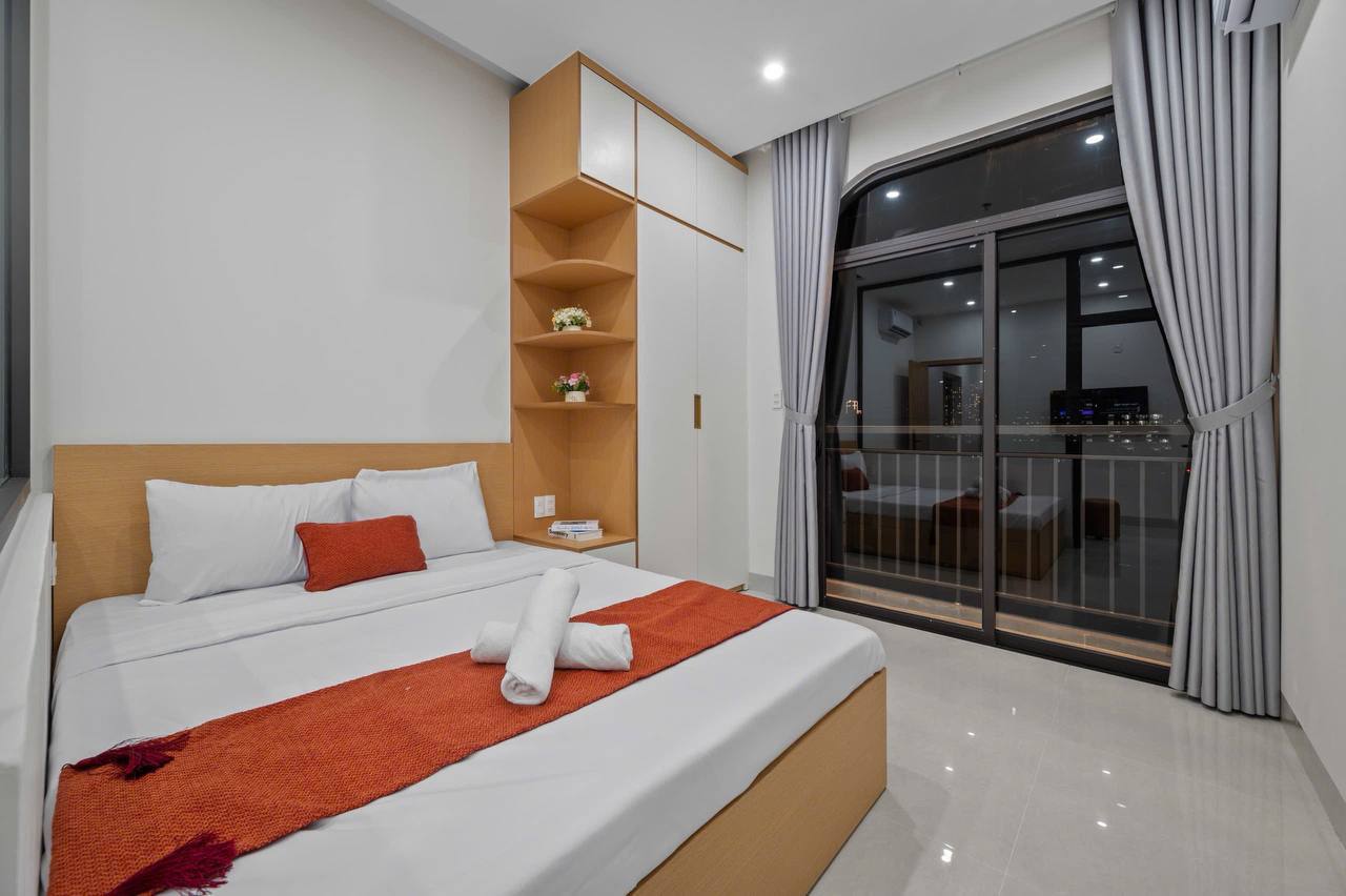 Brand New 1-Bedroom Apartment in Son Tra photo 2 of 8