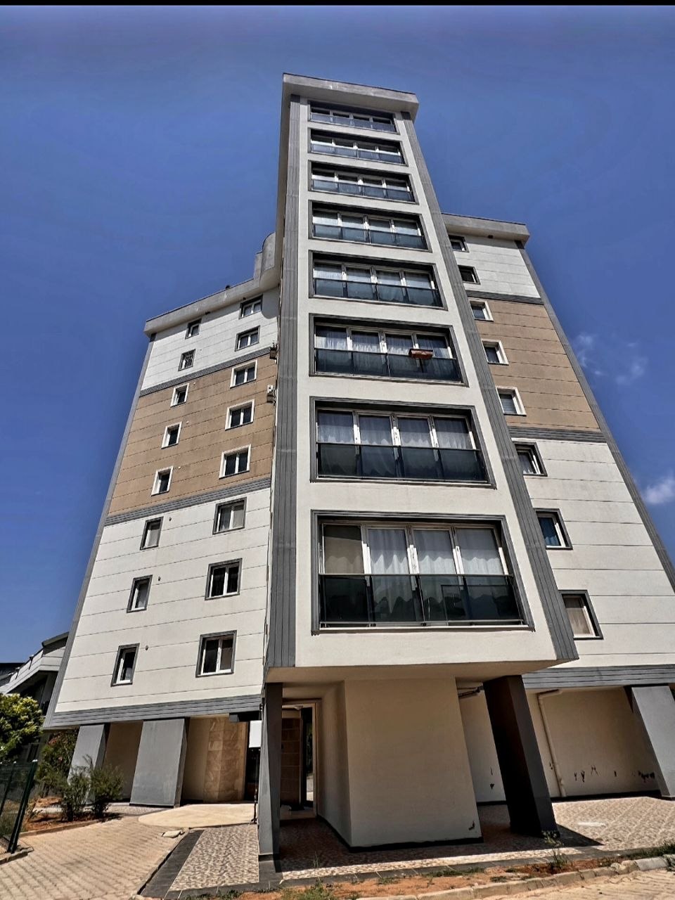 Furnished 1-Bedroom Apartment in Güzeloba photo 1 of 8