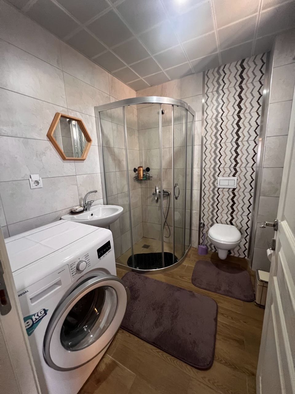 Furnished 1-Bedroom Apartment in Güzeloba photo 7 of 8