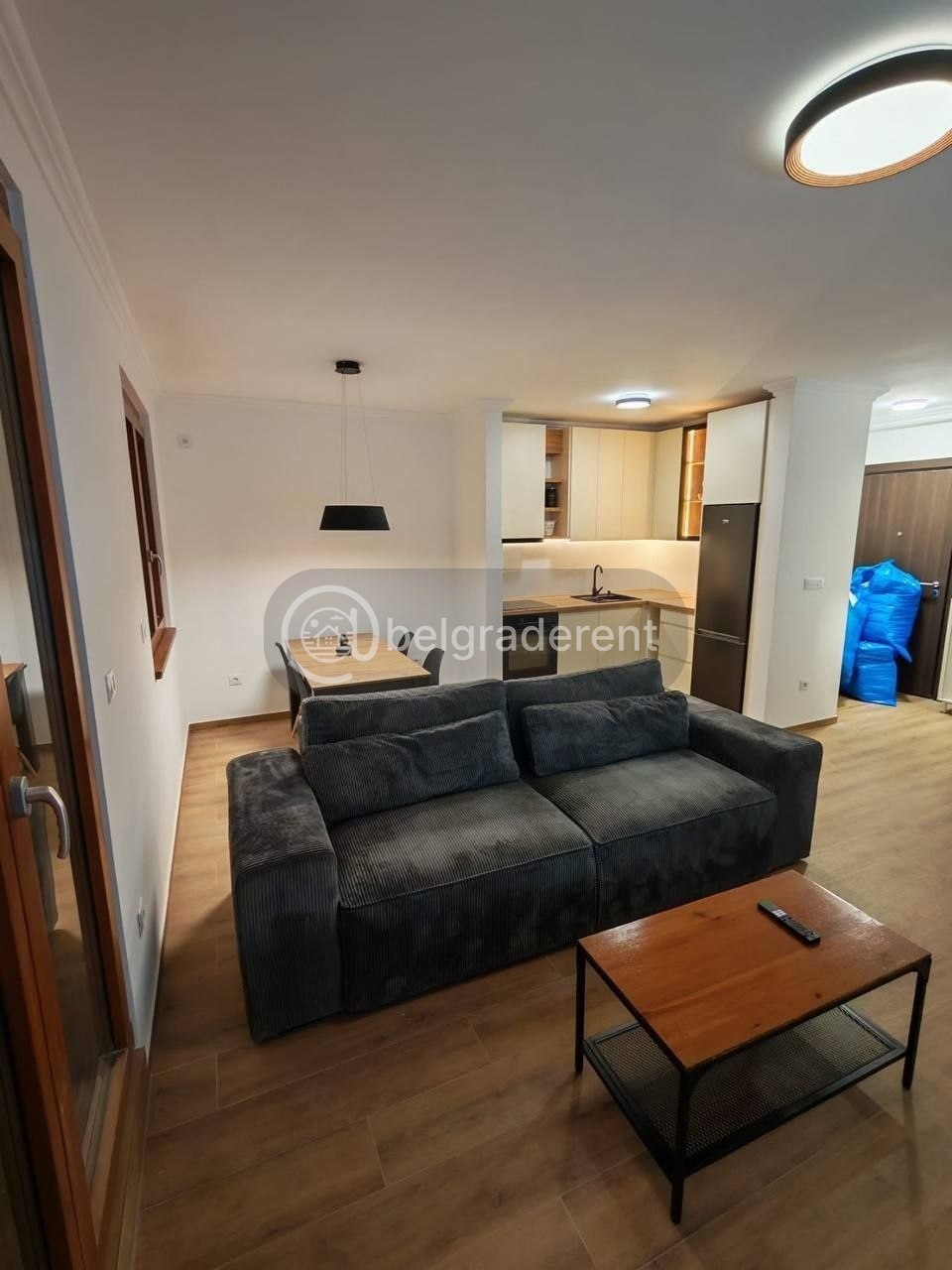 Three-Room Apartment on Oblakovska Street photo 1 of 3