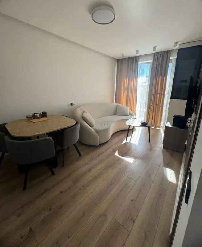 Furnished 2-Bedroom Apartment in Arabkir photo 1 of 5
