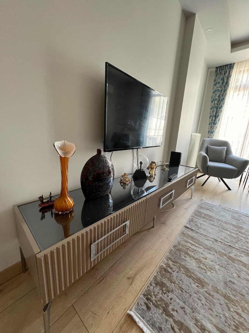 Modern Furnished Apartment in Şişli photo 3 of 8