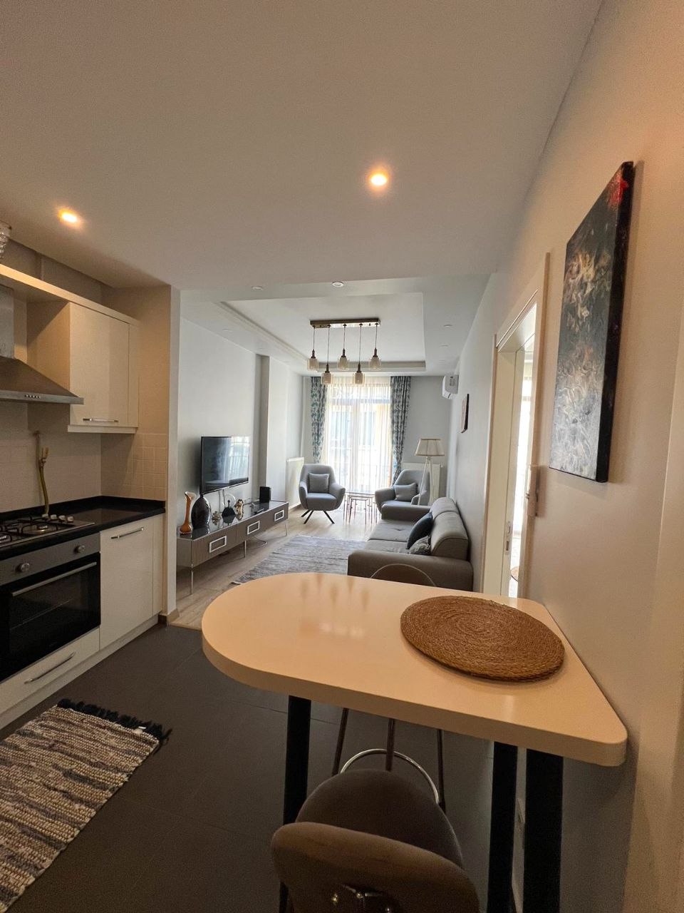 Modern Furnished Apartment in Şişli photo 4 of 8
