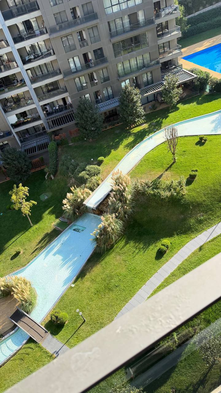 1-Bedroom Apartment in Gated Complex Near Metrobus photo 2 of 8
