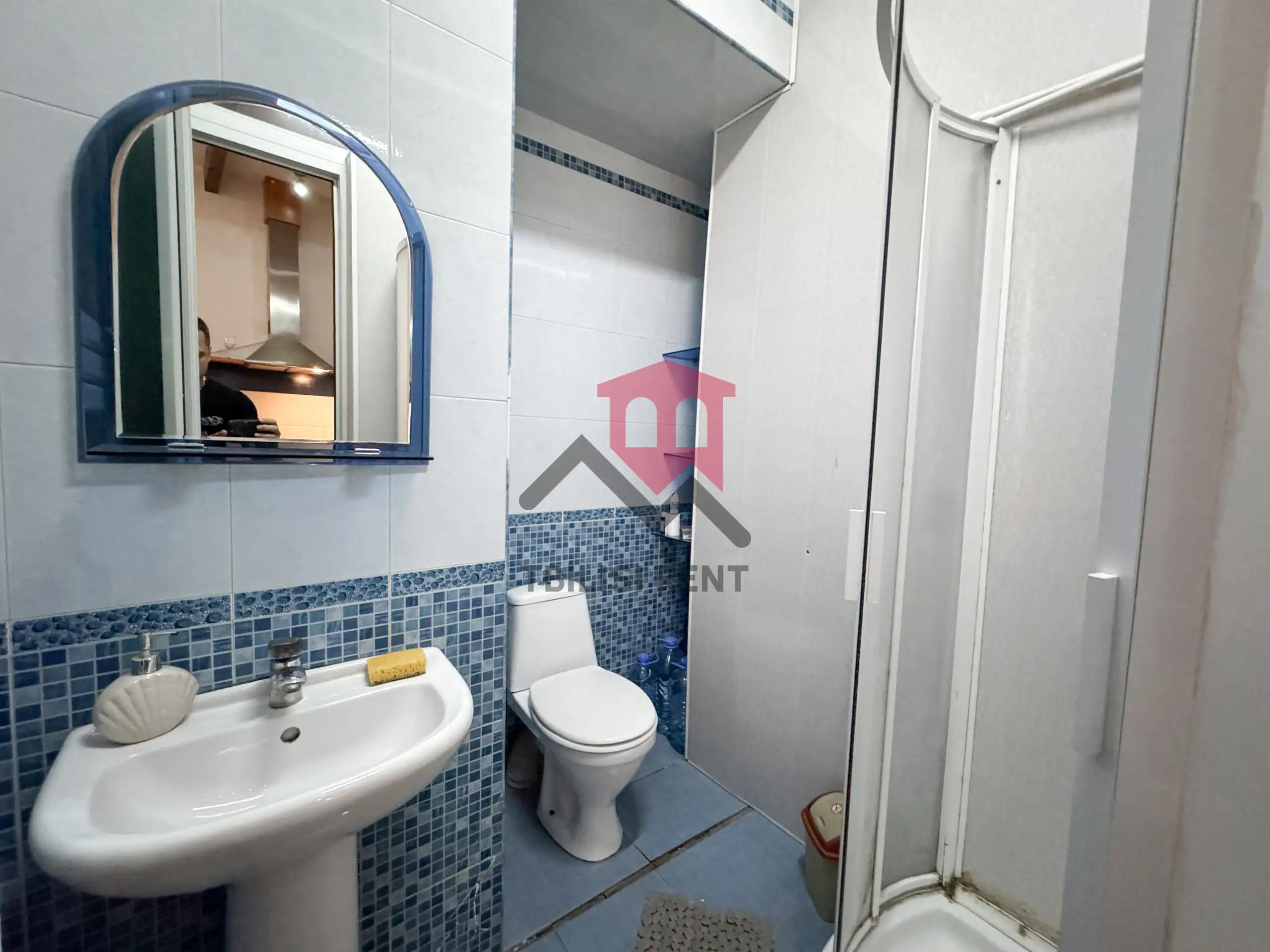 Квартира с высокими потолками в Сололаки photo 6 of 7