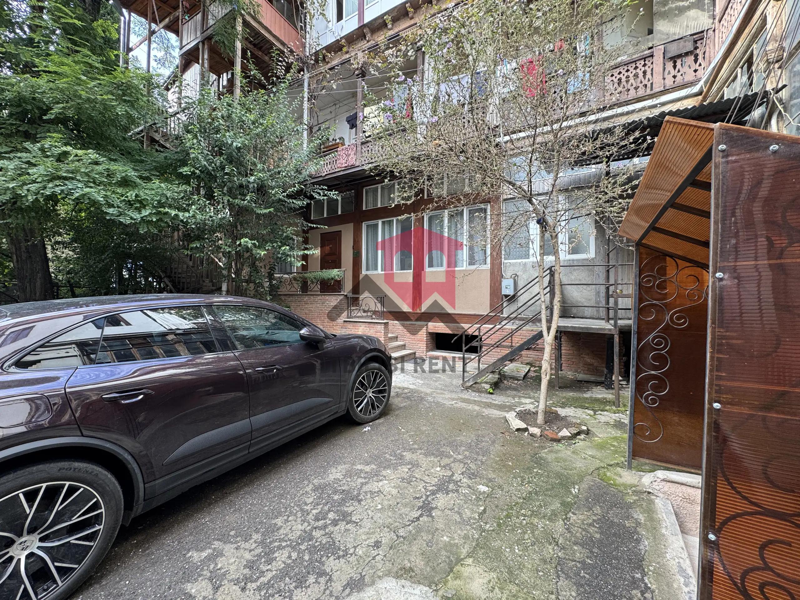 Квартира с высокими потолками в Сололаки photo 7 of 7