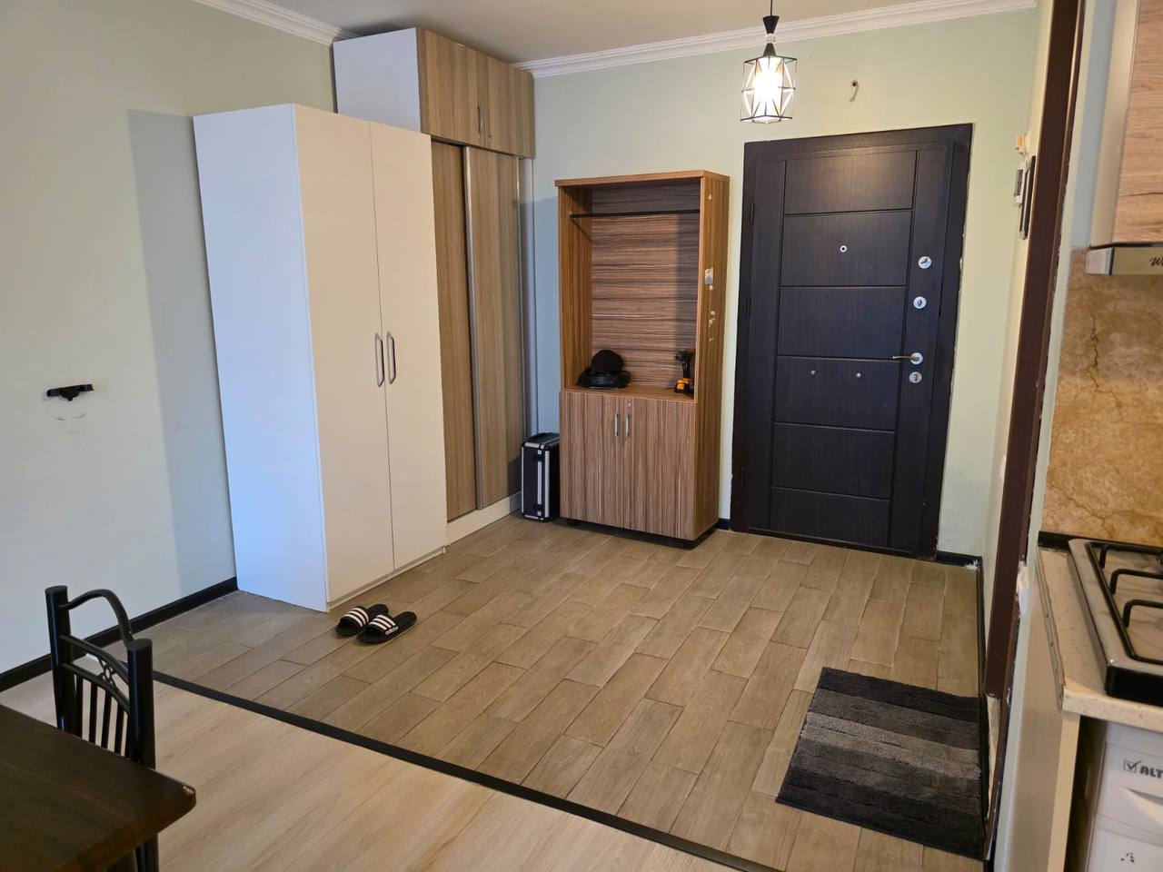 1-Bedroom Apartment on Pirosmani Street photo 5 of 6