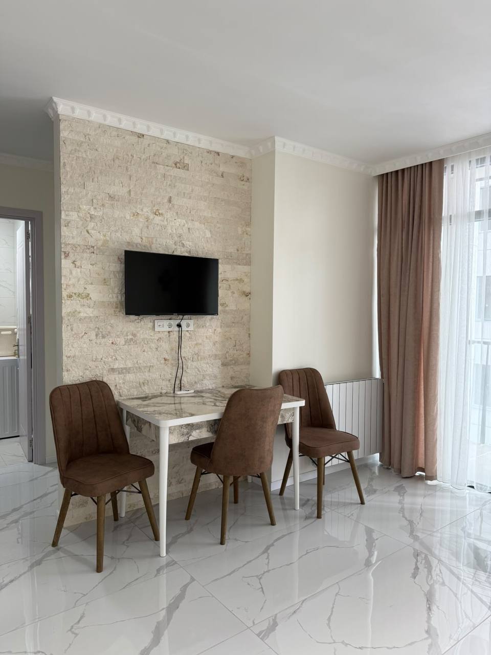 1-Bedroom Apartment on Vazha-Pshavela Street photo 3 of 7
