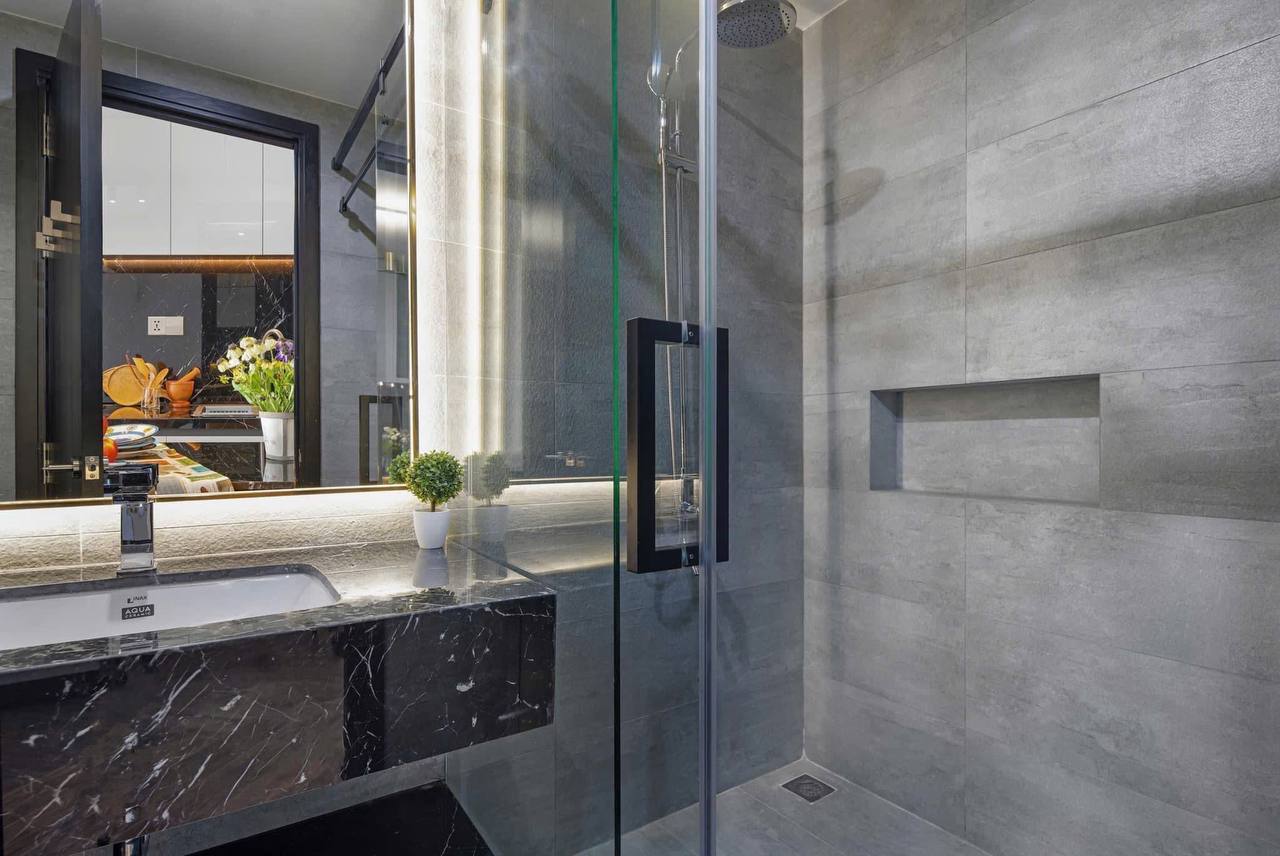 Luxury 1-Bedroom Apartment in Son Tra photo 8 of 8