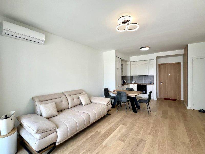 Two-Bedroom Apartment in Queen’s Park Tower photo 1 of 8
