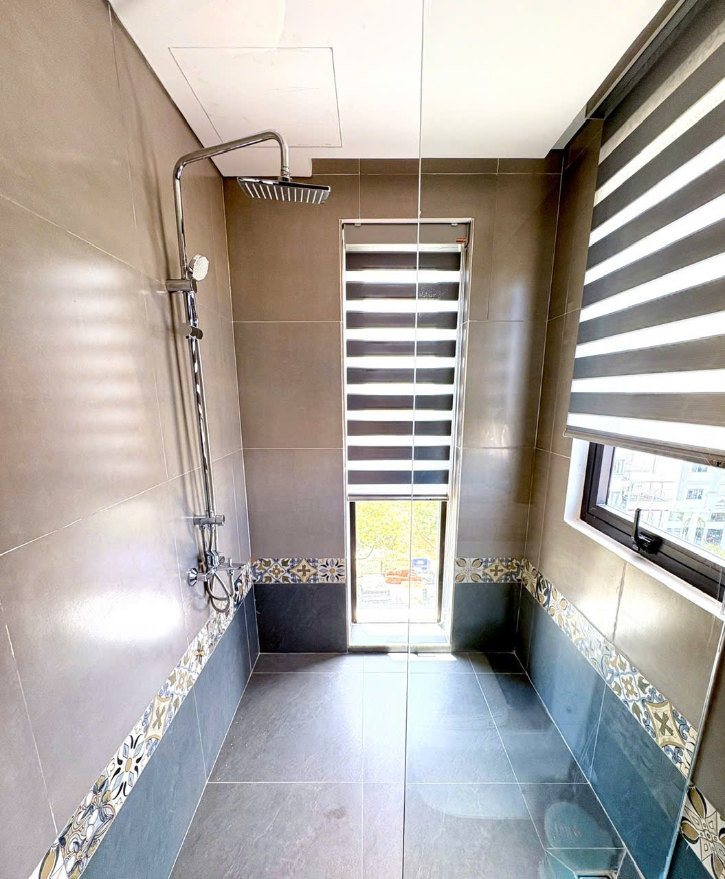Modern 1-Bedroom Apartment Near My Khe Beach photo 7 of 7