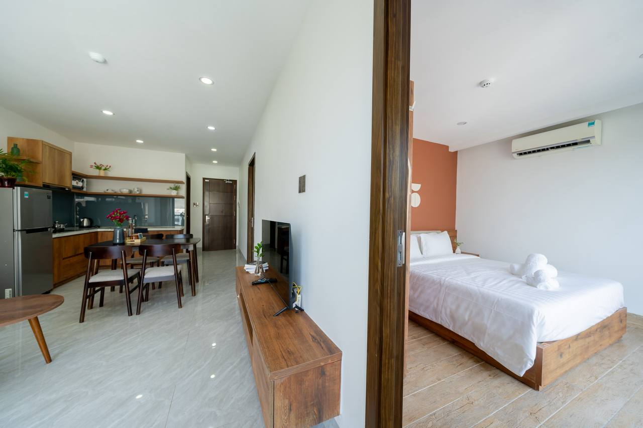2-Bedroom Apartment in Khue My photo 3 of 8