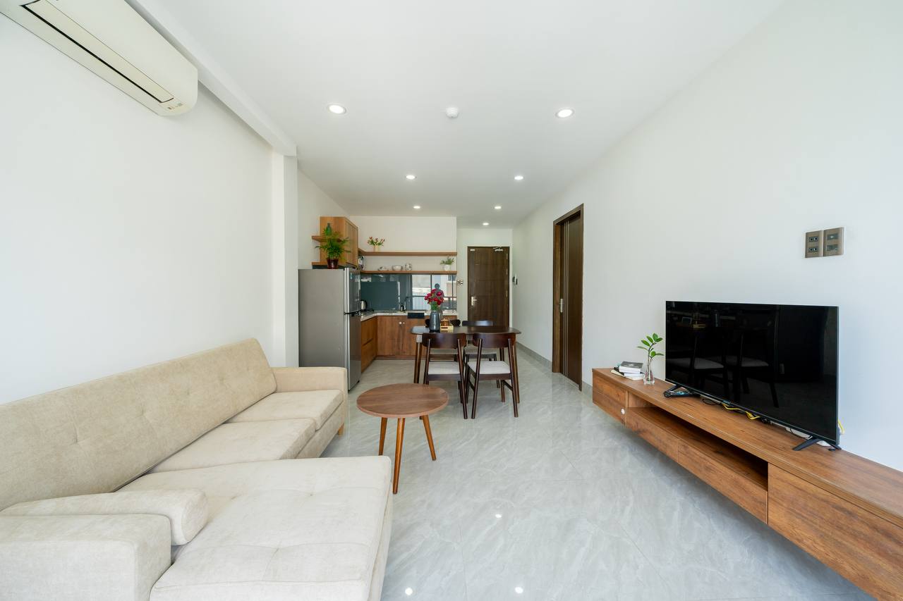 2-Bedroom Apartment in Khue My photo 6 of 8