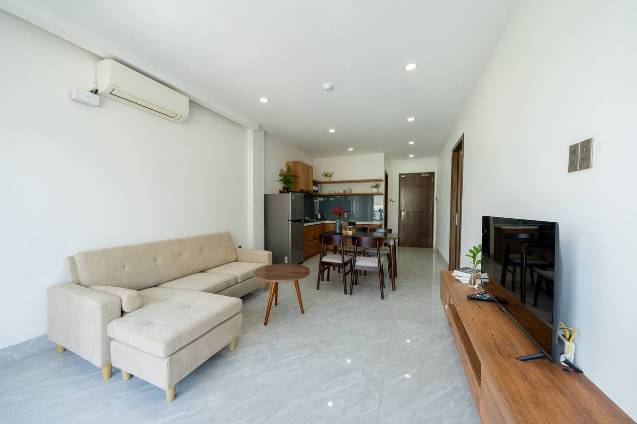 2-Bedroom Apartment in Khue My photo 7 of 8