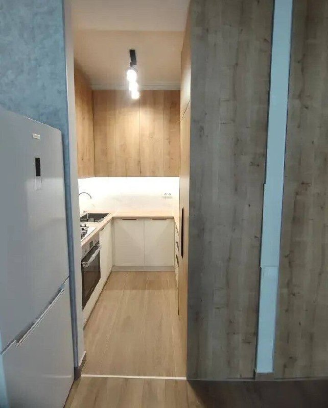 Furnished 2-Bedroom Apartment in Avan photo 3 of 6