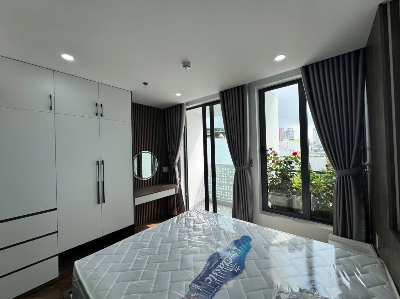 1-Bedroom Apartment in Son Tra photo 6 of 8