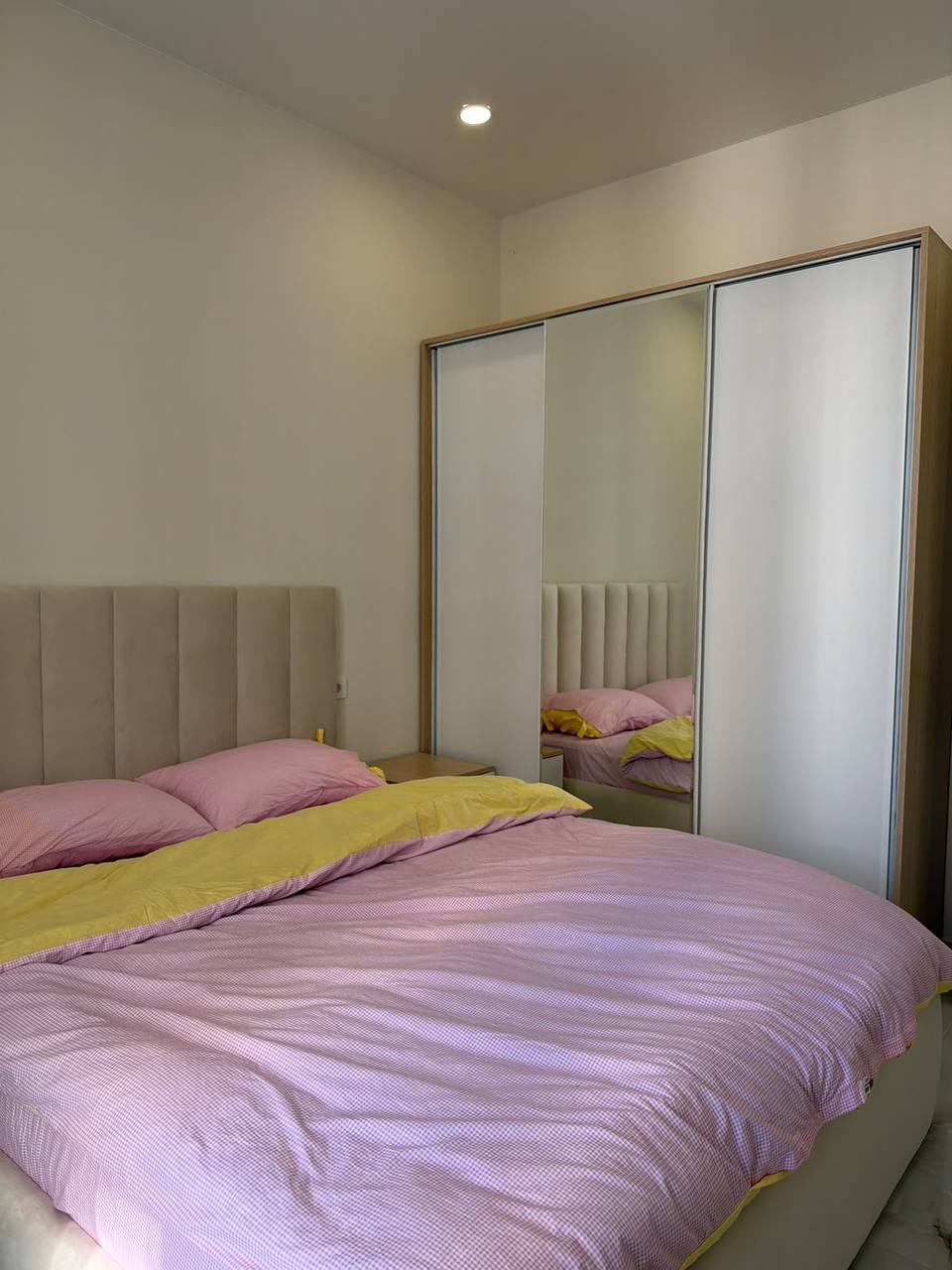 New One-Bedroom Apartment for Rent photo 2 of 8