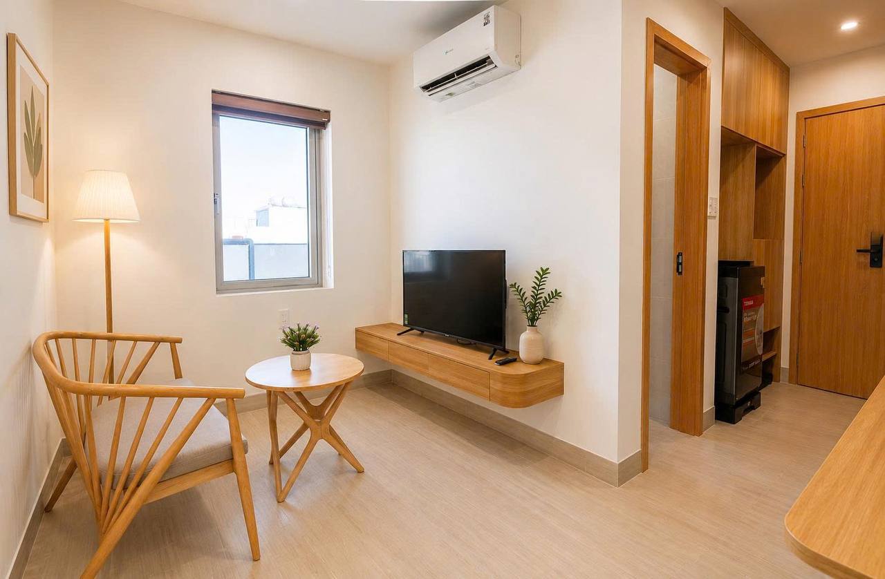 2BR Penthouse Apartment in Khue My photo 8 of 8