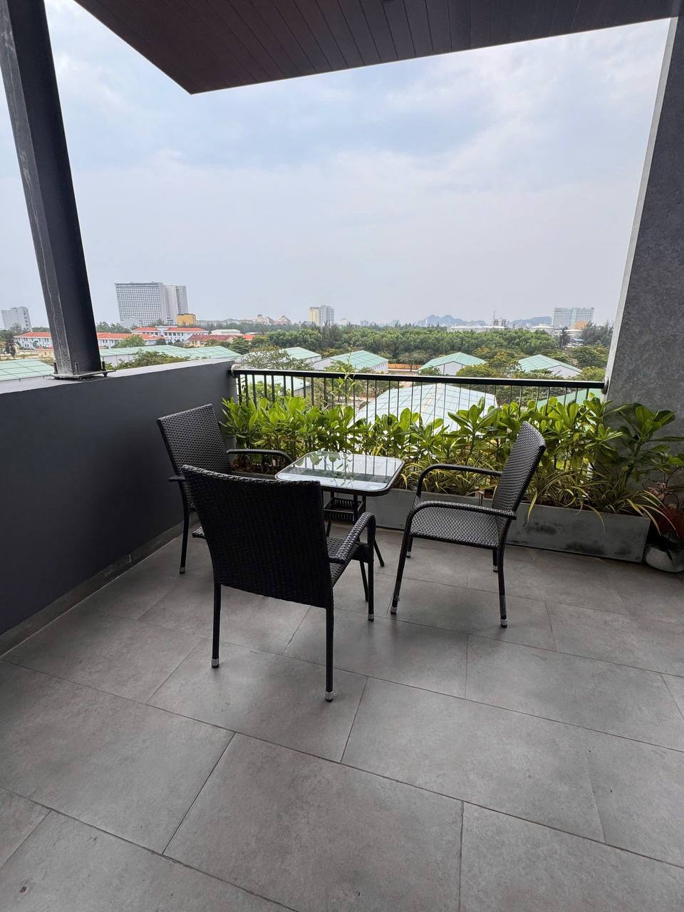 1-Bedroom Penthouse Apartment in Khue My photo 2 of 8