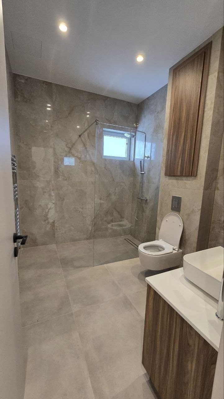 2-Bedroom Apartment for Rent in Zakaki photo 3 of 8