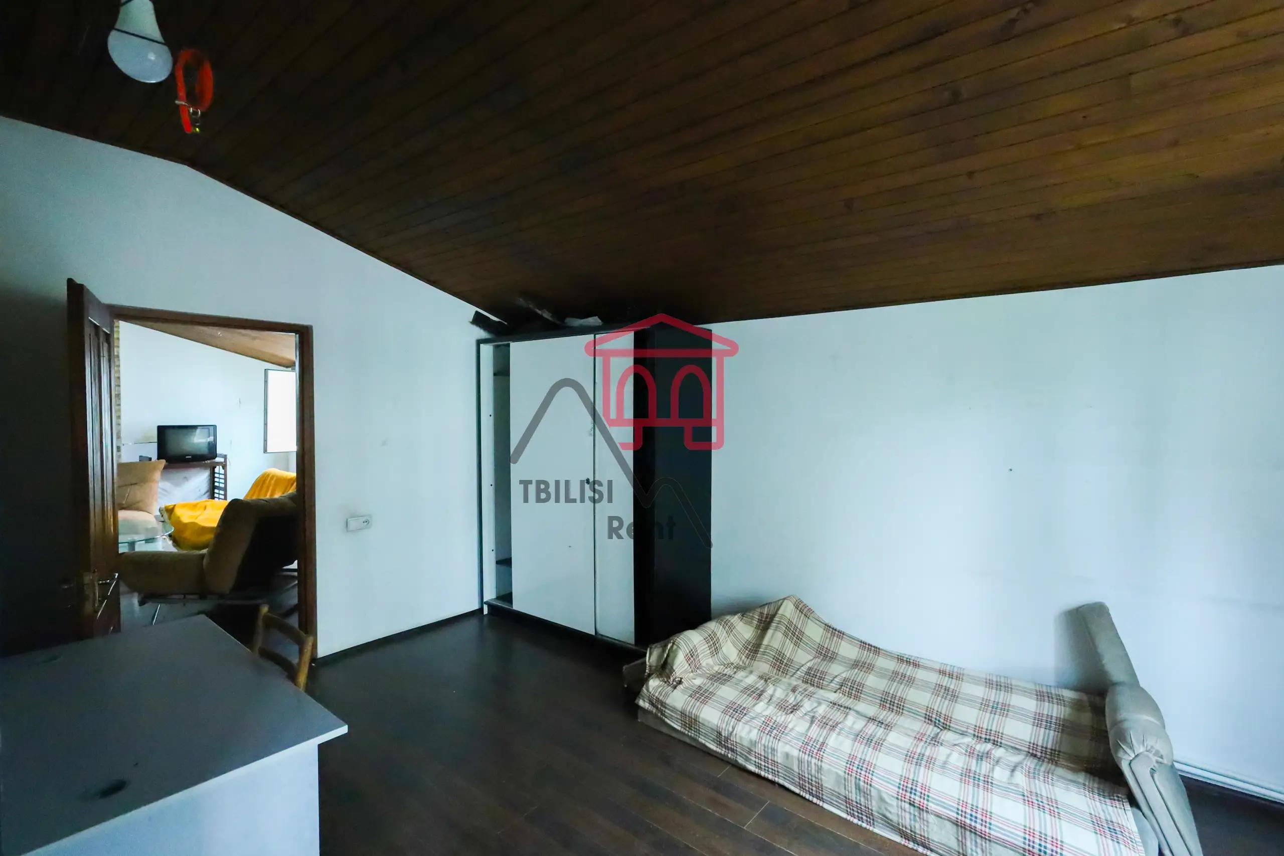 3-Bedroom Apartment in Saburtalo photo 7 of 8