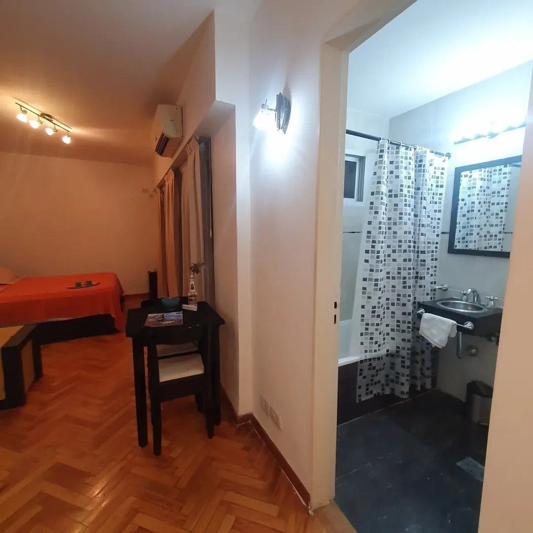 One-Room Apartment in Recoleta photo 5 of 8