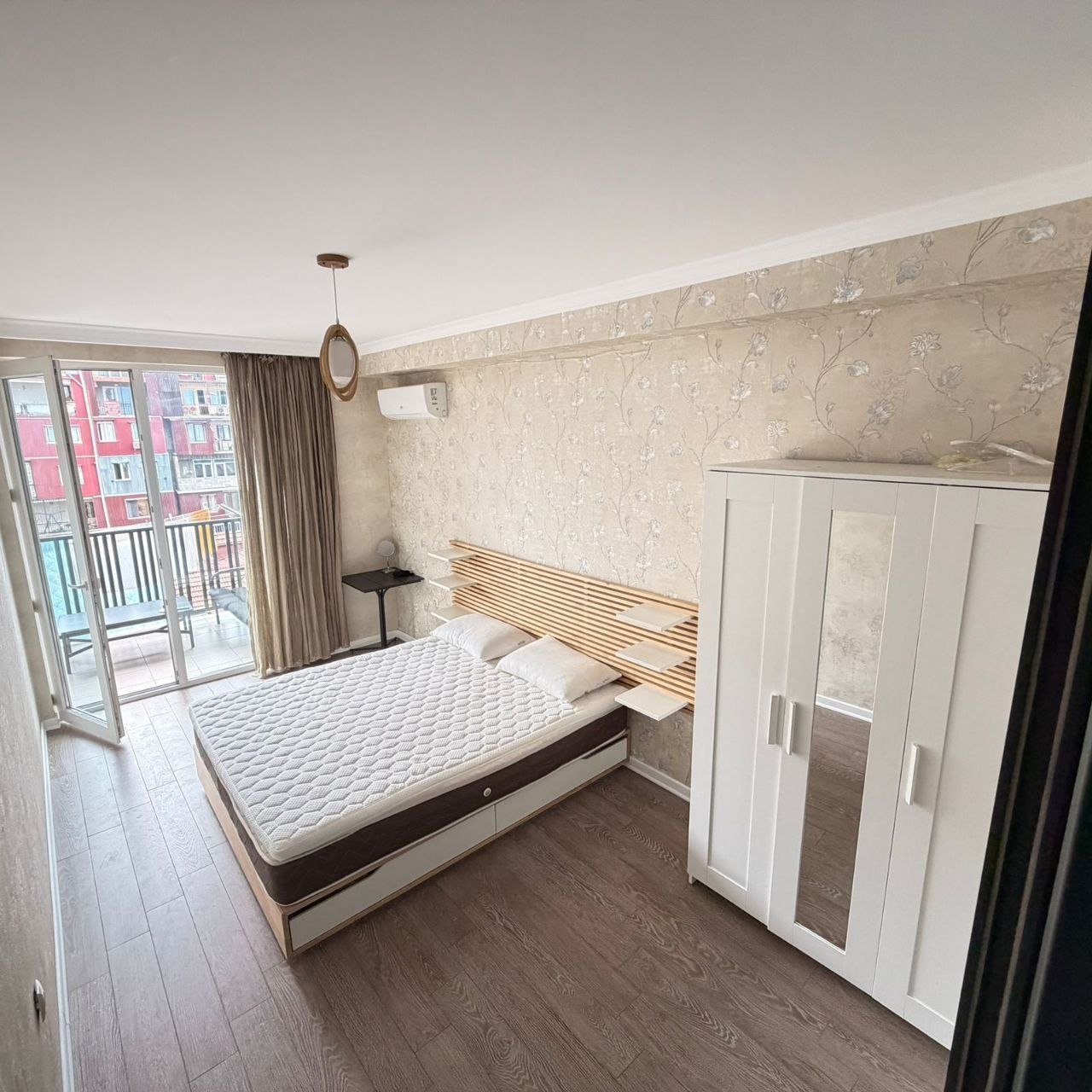 2-Bedroom Apartment in Central Batumi photo 4 of 8