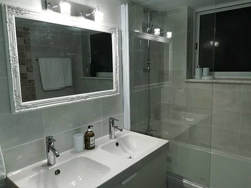 Spacious 3-Bedroom Apartment in Germasogeia photo 7 of 8