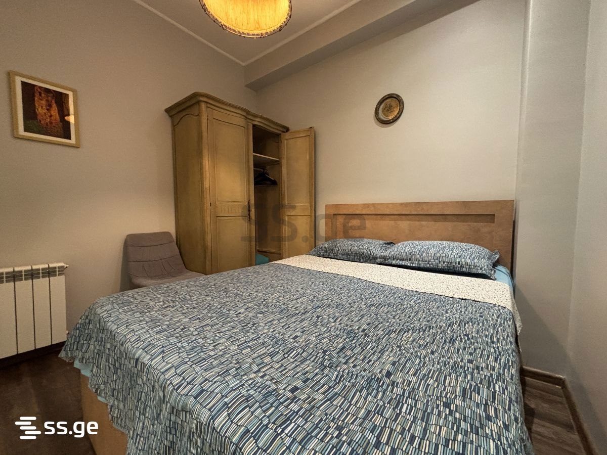 Two-Bedroom Apartment for Rent in Batumi photo 7 of 8