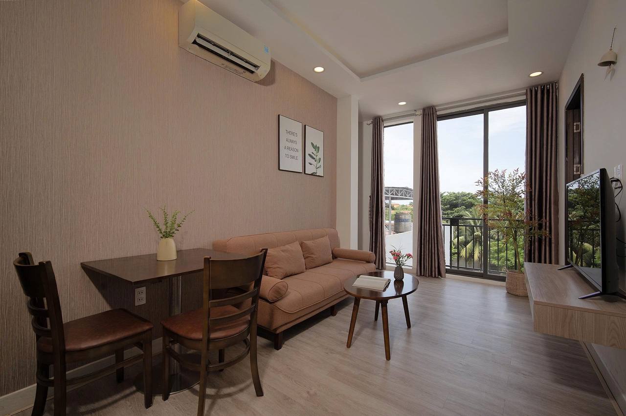 2-Bedroom Apartment on Vo Nguyen Giap photo 2 of 8