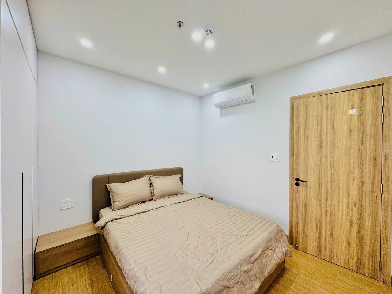 2-Bedroom Apartment in Khue My photo 4 of 8